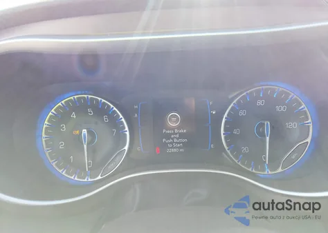 2022 Chrysler Voyager Lx z USA, uszkodzony, nr VIN 2C4RC1CG0NR205280